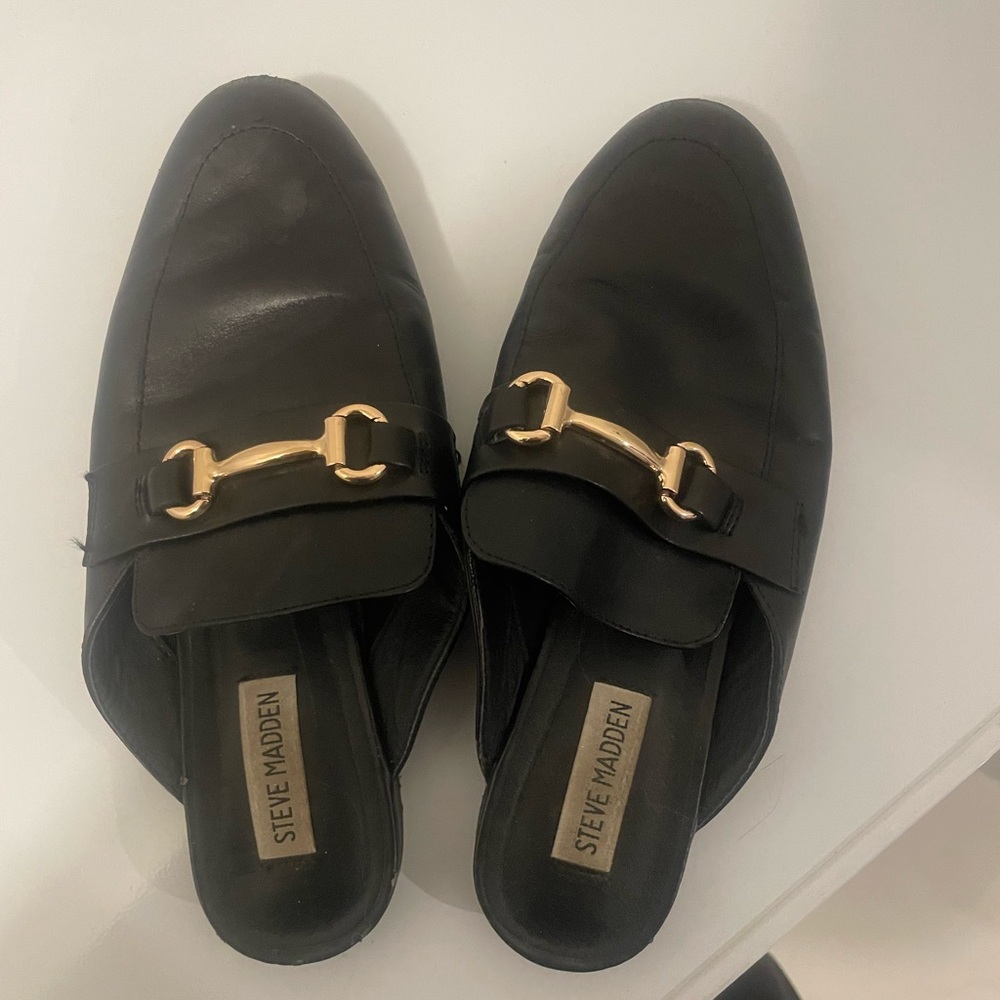 Steve Madden Black and Gold Mules with Chic Accent